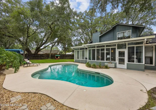 Photo 2 of Single family home for sale at 11563 Sedgemoore Dr, Jacksonville, FL 32223 | MLS# 2153810 | Listing updated on 2026-09-17