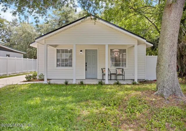 Homes for sale in Fernandina Beach, FL | 824 S 10th St, Fernandina Beach, FL 32034 | MLS# 2153880