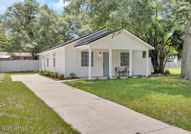 Homes for sale in Fernandina Beach, FL | 824 S 10th St, Fernandina Beach, FL 32034 | MLS# 2153880