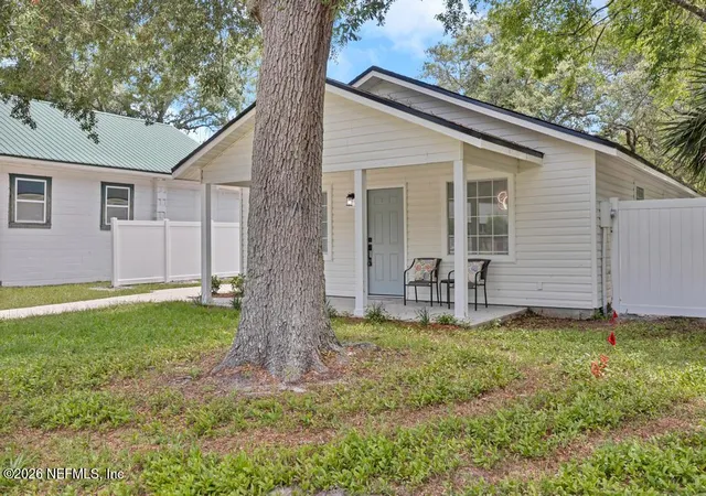 Homes for sale in Fernandina Beach, FL | 824 S 10Th St, Fernandina Beach, FL 32034 | MLS# 2153880