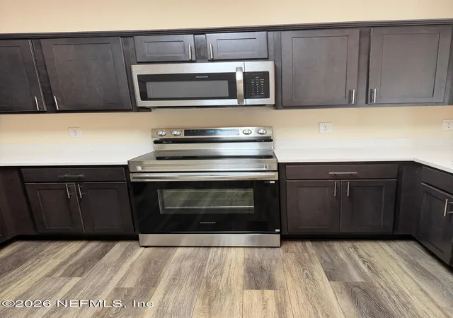 Photo 3 of Condo for sale at 4932 Key Lime Dr #308, Jacksonville, FL 32256 | MLS# 2153864 | Listing updated on 2026-09-11