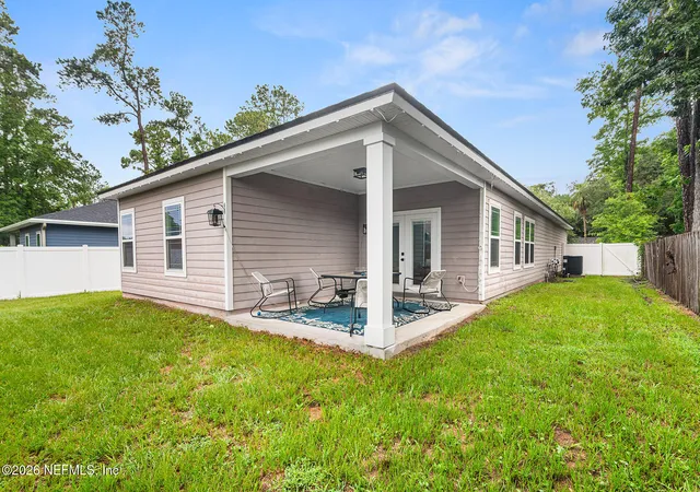 Homes for sale in Fleming Island, FL | 880 Fleming St, Fleming Island, FL 32003 | MLS# 2154239