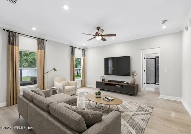 Photo 3 of Sale Pending at 13863 Holsinger Blvd, Jacksonville, FL 32256 | MLS# 2155089 | Listing updated on 2026-09-10
