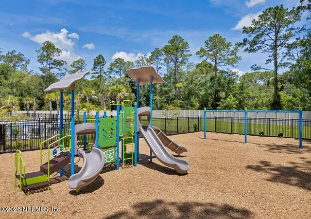 28th image of 264 Lake Sinclair St, St. Augustine, FL 32084 | MLS# 2154482