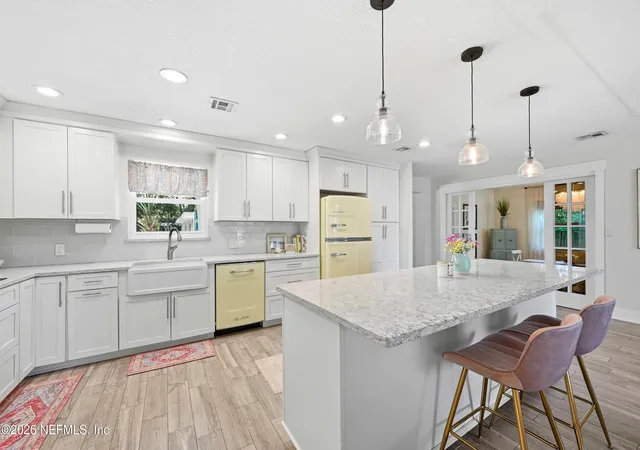 5th image of 1911 Tanglewood Rd, Jacksonville Beach, FL 32250 | MLS# 2154314
