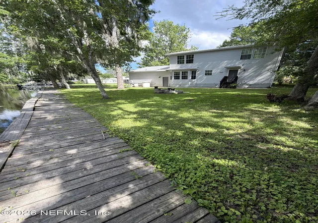 Photo 4 of Single family home for sale at 321 Paradise Cir, Satsuma, FL 32189 | MLS# 2153988 | Listing updated on 2026-08-27