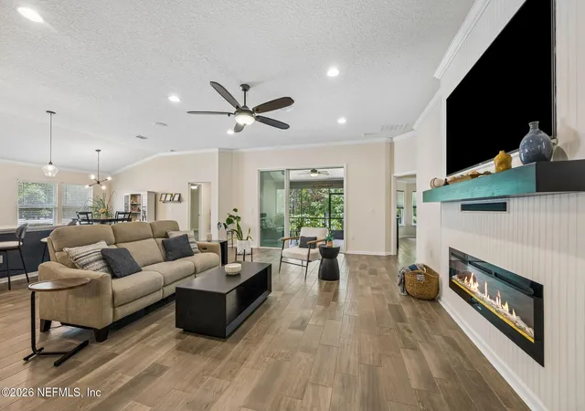 Photo 4 of Sale Pending at 3292 Cypress Walk Pl, Green Cove Springs, FL 32043 | MLS# 2154056 | Listing updated on 2026-09-16