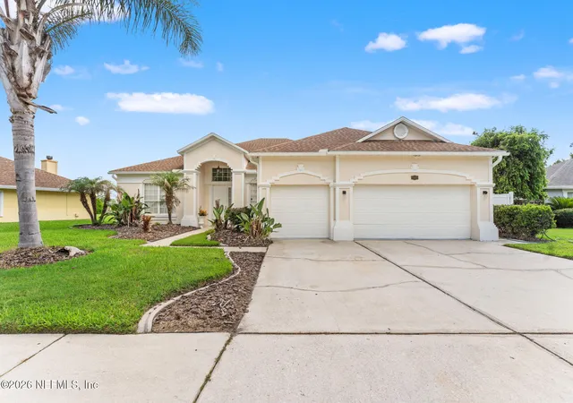 Photo 1 of Sale Pending at 11828 Collins Crk Dr, Jacksonville, FL 32258 | MLS# 2154073 | Listing updated on 2026-09-09