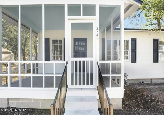Photo 3 of Single family home for sale at 4340 Hercules Ave, Jacksonville, FL 32205 | MLS# 2154268 | Listing updated on 2026-09-14