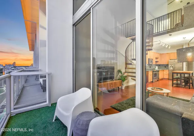 Photo 2 of Condo for sale at 150 E Robinson St #817, Orlando, FL 32801 | MLS# 2154136 | Listing updated on 2026-08-24