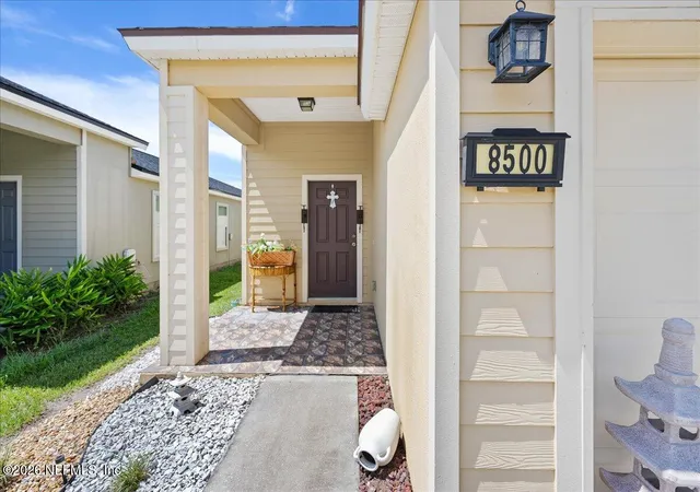 3rd image of 8500 Julia Marie Cir, Jacksonville, FL 32210 | MLS# 2154243