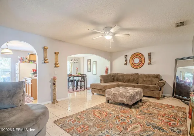 Photo 4 of Townhouse for sale at 11898 Lake Bnd Cir, Jacksonville, FL 32218 | MLS# 2154329 | Listing updated on 2026-08-26