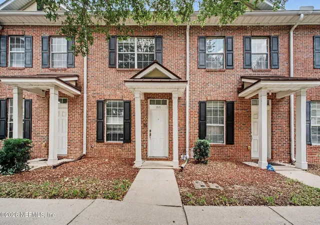 Photo 1 of Townhouse for sale at 1517 Fieldview Dr, Jacksonville, FL 32225 | MLS# 2154337 | Listing updated on 2026-09-18