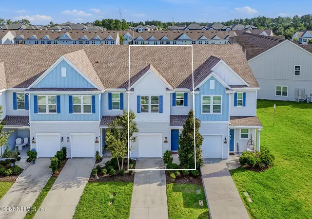 Photo 3 of Townhouse for sale at 12703 Josslyn Ln, Jacksonville, FL 32246 | MLS# 2154326 | Listing updated on 2026-10-06