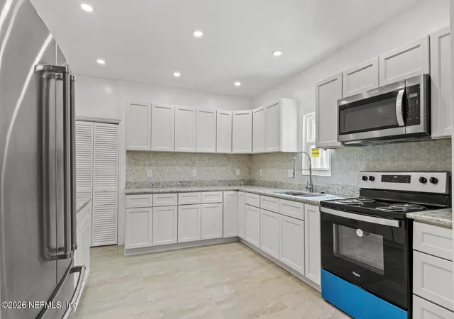 Photo 4 of Single family home for sale at 6620 Buffalo Ave, Jacksonville, FL 32208 | MLS# 2154470 | Listing updated on 2026-08-21