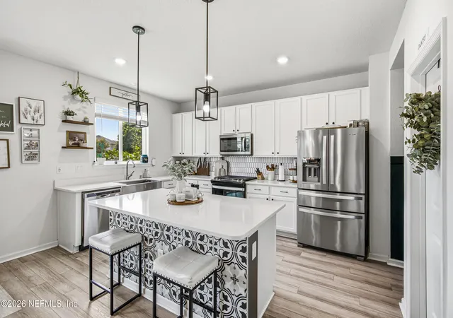 Photo 3 of Sale Pending at 12122 Hopkinton Ct, Jacksonville, FL 32256 | MLS# 2154763 | Listing updated on 2026-08-20