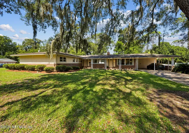 Photo 1 of Single family home for sale at 19 S 19th Street, Fernandina Beach, FL 32034 | MLS# 2154300 | Listing updated on 2026-07-08