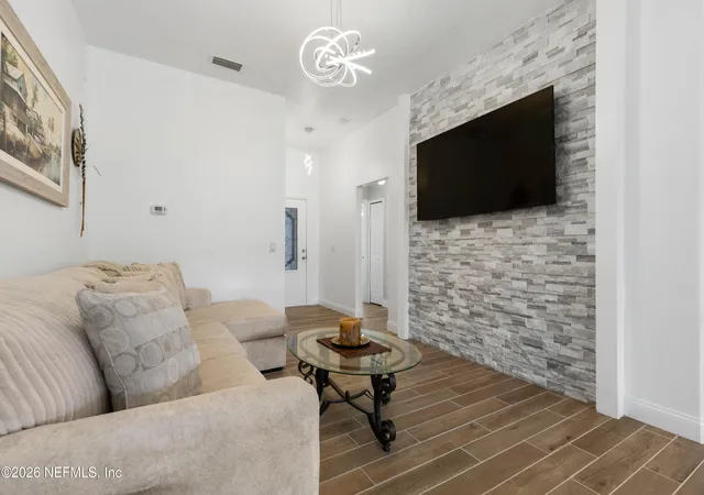 5th image of 9 Reid Pl, Palm Coast, FL 32164 | MLS# 2154304