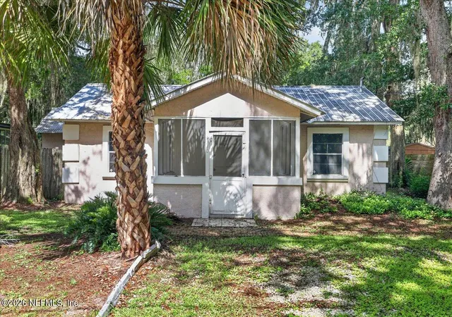 Homes for sale in Palatka, FL | 1510 Cleveland Ave, Palatka, FL 32177 | MLS# 2154352