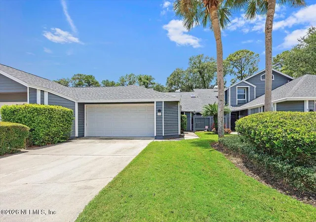 Photo 1 of Single family home for sale at 131 Willow Pond Ln, Ponte Vedra Beach, FL 32082 | MLS# 2155029 | Listing updated on 2026-08-05
