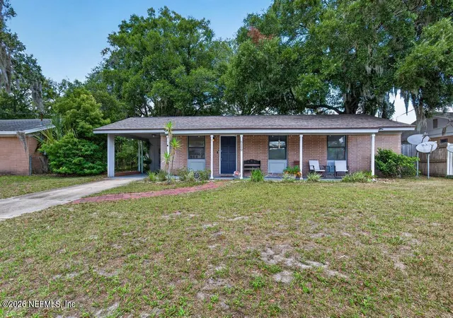 Photo 3 of Sale Pending at 6119 Shetland Rd, Jacksonville, FL 32277 | MLS# 2154505 | Listing updated on 2026-08-17