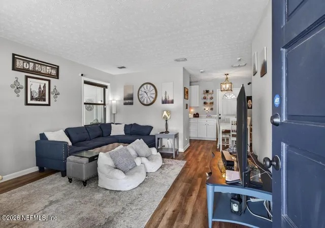 Photo 4 of Sale Pending at 6119 Shetland Rd, Jacksonville, FL 32277 | MLS# 2154505 | Listing updated on 2026-08-17