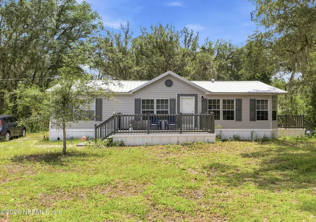 1st image of 820 Selma Ave, Interlachen, FL 32148 | MLS# 2154474