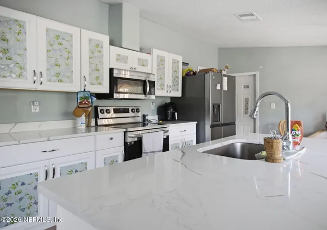 5th image of 820 Selma Ave, Interlachen, FL 32148 | MLS# 2154474