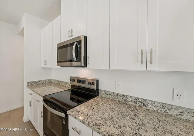 4th image of 9430 Ella Point Dr, Jacksonville, FL 32219 | MLS# 2154637