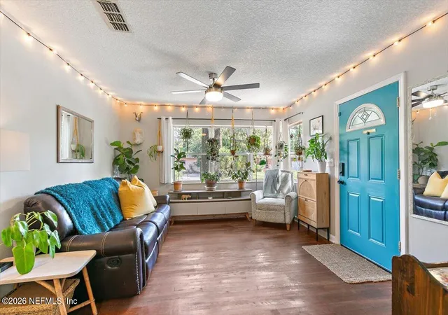 Photo 2 of Single family home for sale at 3633 Rendale Dr N, Jacksonville, FL 32210 | MLS# 2154652 | Listing updated on 2026-09-18