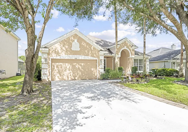 Photo 2 of Single family home for sale at 8812 Brighton Hl Cir E, Jacksonville, FL 32256 | MLS# 2154740 | Listing updated on 2026-09-16