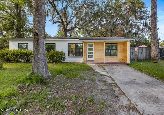 Photo 1 of Single family home for sale at 2614 Leonid Rd, Jacksonville, FL 32218 | MLS# 2154531 | Listing updated on 2026-09-15