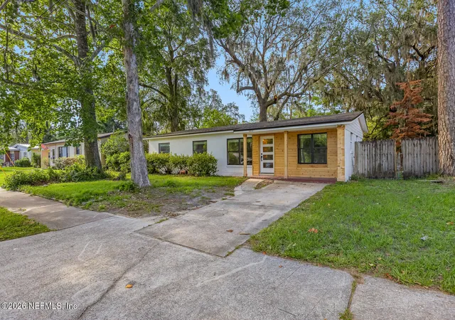 Photo 2 of Single family home for sale at 2614 Leonid Rd, Jacksonville, FL 32218 | MLS# 2154531 | Listing updated on 2026-09-15