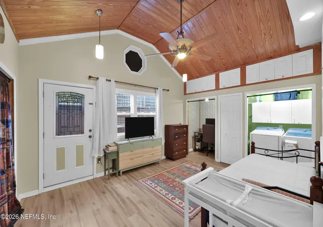 Photo 3 of Single family home for sale at 1521 Charon Rd, Jacksonville, FL 32205 | MLS# 2154909 | Listing updated on 2026-08-17