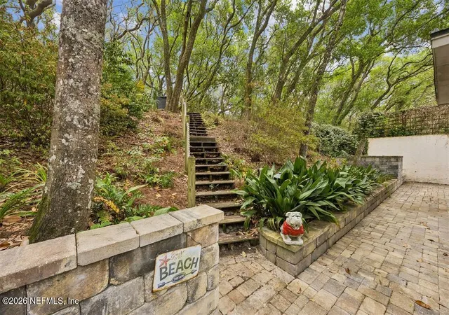 Photo 3 of Single family home for sale at 7 Green Winged Teal Rd, Fernandina Beach, FL 32034 | MLS# 2154590 | Listing updated on 2026-08-28