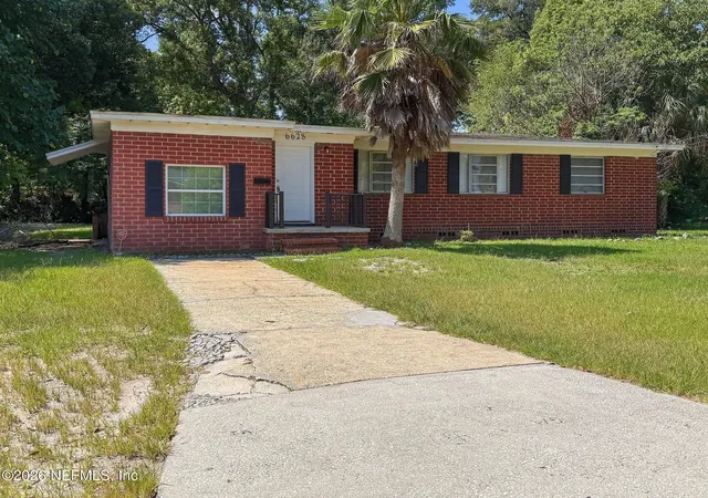 2nd image of 6628 Pine Summit Dr, Jacksonville, FL 32211 | MLS# 2155187