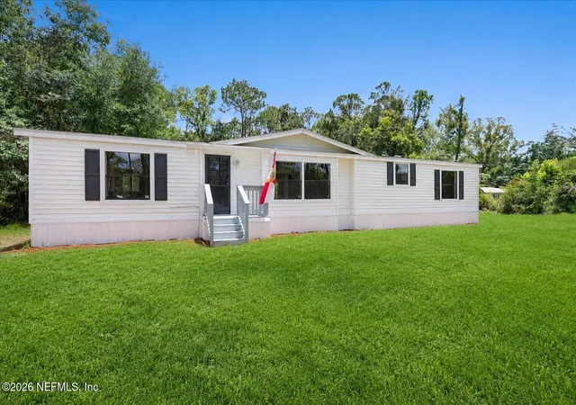 Homes for sale in Yulee, FL | 85110 Theresa Rd, Yulee, FL 32097 | MLS# 2154755