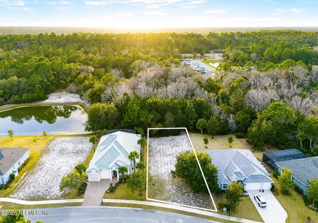 Photo 1 of Sale Pending at 43 N Lakewalk Dr, Palm Coast, FL 32137 | MLS# 2154796 | Listing updated on 2026-09-02