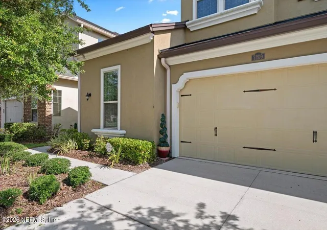 Photo 4 of Townhouse for sale at 7209 Mondovi Ln, Jacksonville, FL 32258 | MLS# 2154953 | Listing updated on 2026-09-10
