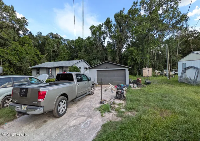 Photo 4 of Single family home for sale at 4140 Bracewell Rd, Jacksonville, FL 32226 | MLS# 2154792 | Listing updated on 2026-08-24