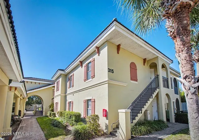 Listing Photo 4 - Condo for sale in building located at 315 Via Castilla, St. Augustine, FL 32095 - Unit #204