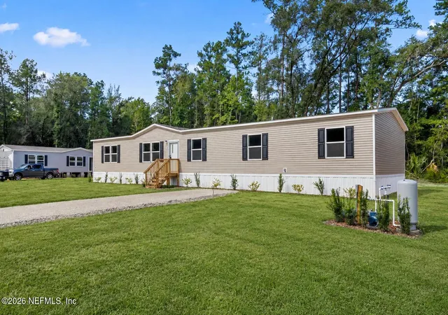 Photo 2 of Single family home for sale at 119 East St, Palatka, FL 32177 | MLS# 2154870 | Listing updated on 2026-08-24