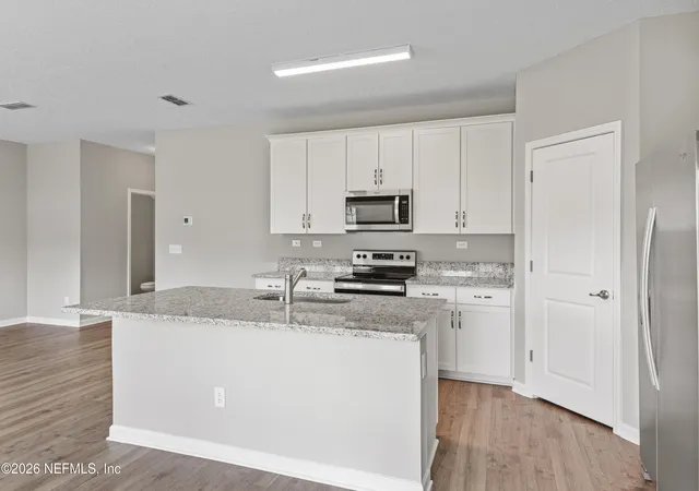 Photo 3 of Single family home for sale at 3905 Holstein Way, Green Cove Springs, FL 32043 | MLS# 2154852 | Listing updated on 2026-09-21