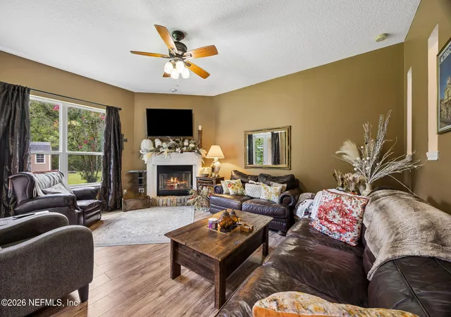 Photo 4 of Single family home for sale at 11189 Saddle Clb Dr, Jacksonville, FL 32219 | MLS# 2154886 | Listing updated on 2026-08-14