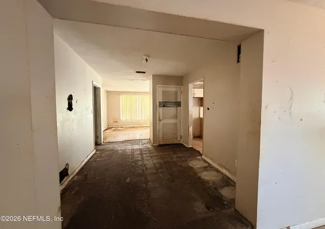 4th image of 1060 La Marche Dr, Jacksonville, FL 32205 | MLS# 2154873