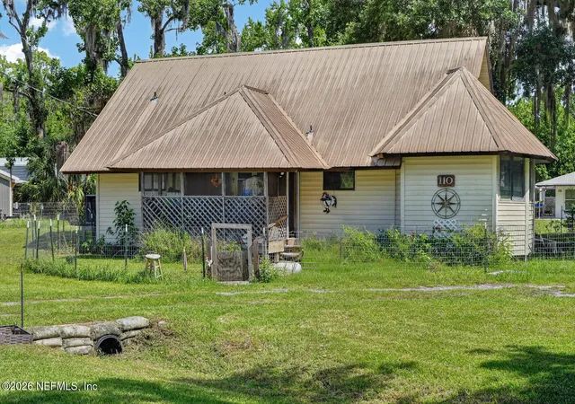 4th image of 110 Palm Ave, Crescent City, FL 32112 | MLS# 2155264