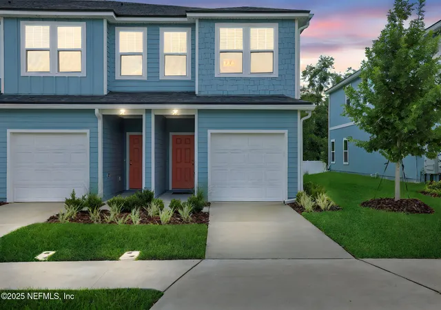 Photo 2 of Sale Pending at 788 Sailor Grv Ln, Jacksonville, FL 32221 | MLS# 2154908 | Listing updated on 2026-08-29