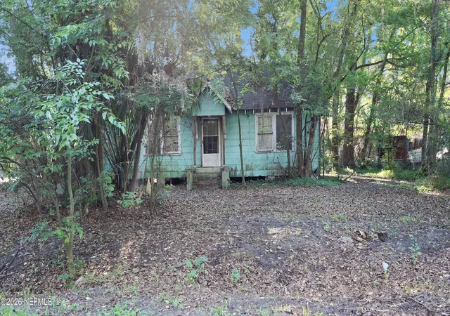 2nd image of 203 Anne Ave Ave, Jacksonville, FL 32254 | MLS# 2154936