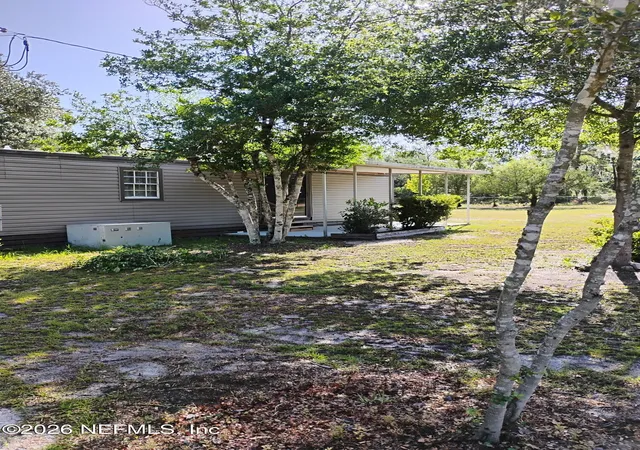 4th image of 116 Claudia St, Interlachen, FL 32148 | MLS# 2154977