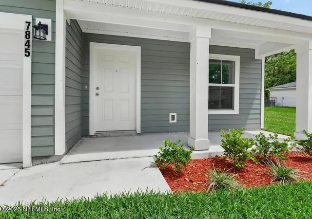 Photo 2 of Single family home for sale at 8033 Osteen St, Jacksonville, FL 32210 | MLS# 2155065 | Listing updated on 2026-09-01